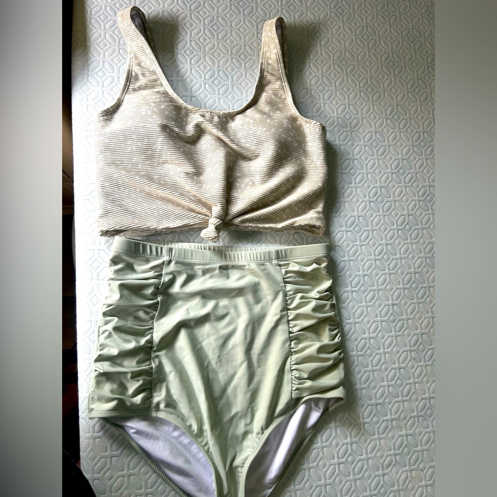 NWOT Coral Reef Two Piece Swimsuit